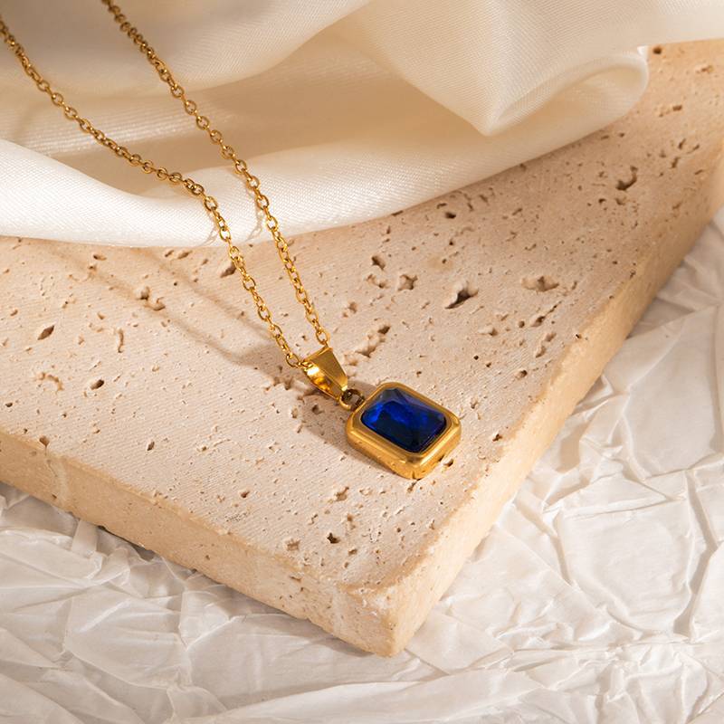 Titanium Steel Clavicle Necklace