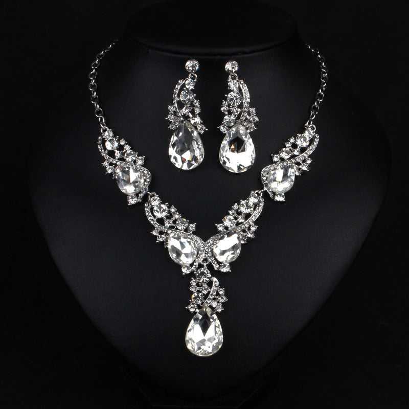 Collar chain earrings set