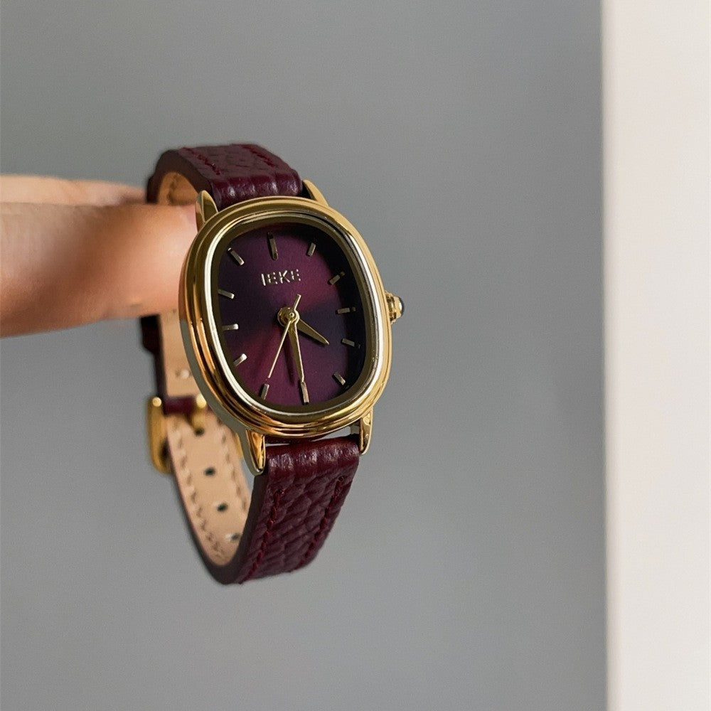 Women Retro Quartz Watch